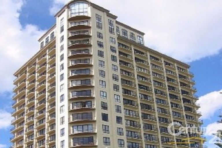 Photo of property in The Rennaissance, 5j/18 Ronwood Avenue, Manukau, Auckland, 2104