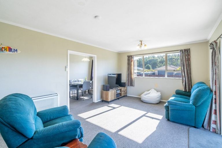 Photo of property in 54 Paisley Street, Kew, Invercargill, 9812