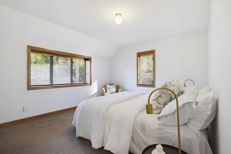 Photo of property in 8 Furneaux Grove, Whitby, Porirua, 5024