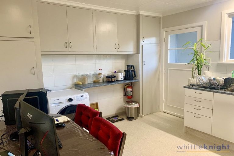 Photo of property in 112a Totara Street, Riccarton, Christchurch, 8041