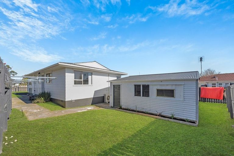 Photo of property in 3 Kendall Court, Wattle Downs, Auckland, 2103