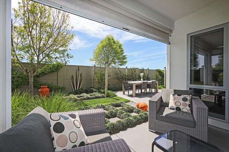 Photo of property in 16 Wanaka Place, Poraiti, Napier, 4112