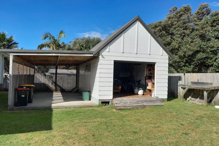 Photo of property in 227 Kenwood Drive, Matarangi, Whitianga, 3592