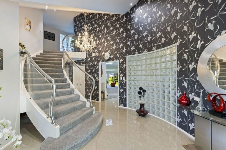 Photo of property in 1179 Devon Road, Bell Block, New Plymouth, 4373