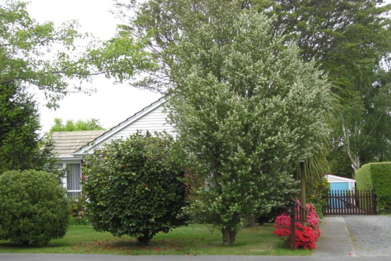 Photo of property in 6 Heath Street, Burnside, Christchurch, 8053