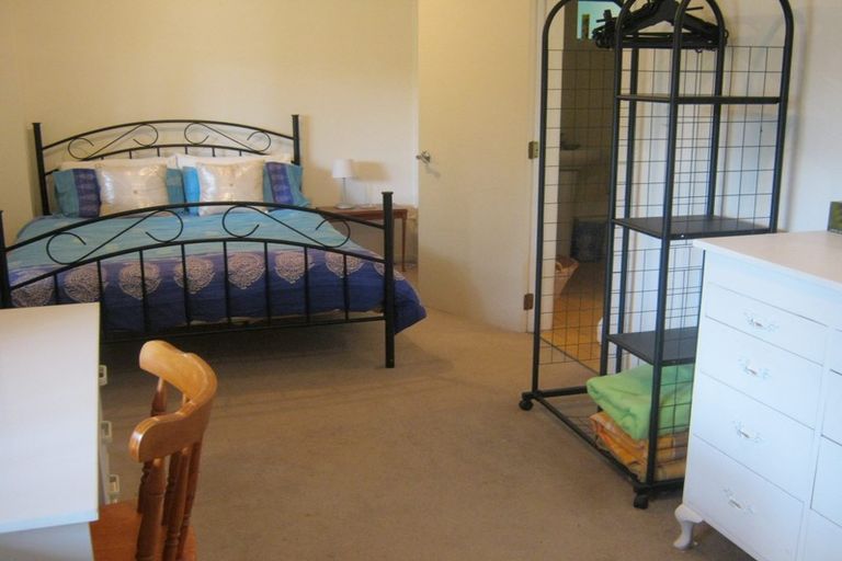 Photo of property in 92b Coronation Road, Hillcrest, Auckland, 0627