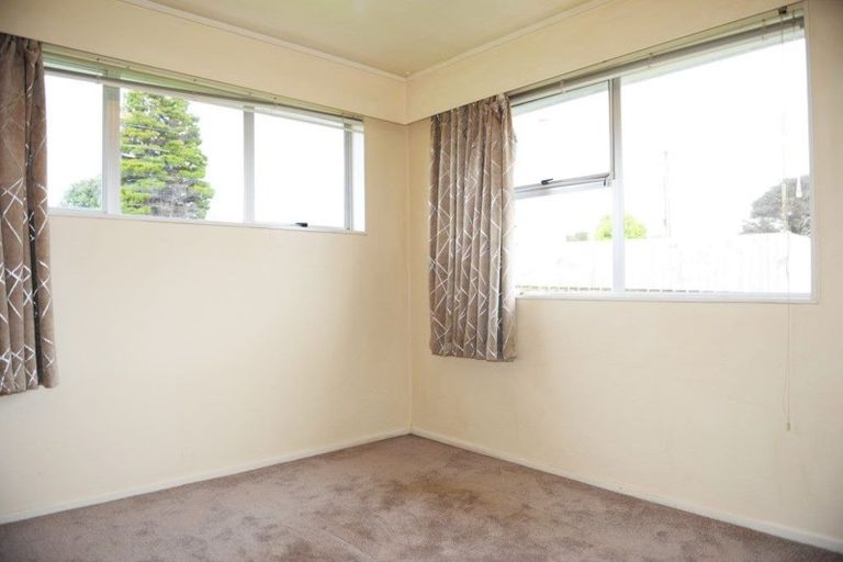 Photo of property in 1/5 Royal Arch Place, Rosehill, Papakura, 2113
