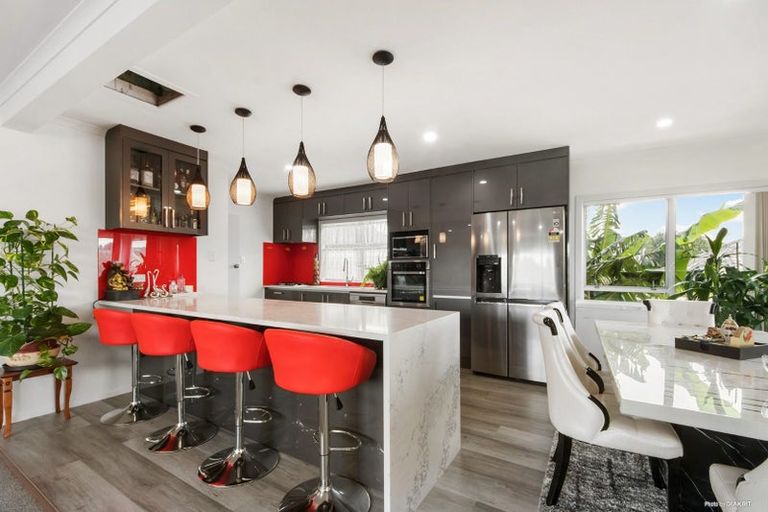 Photo of property in 44 Butterworth Drive, Glendene, Auckland, 0602