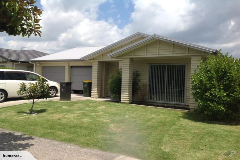 Photo of property in 8 Popokatea Drive, Takanini, 2112