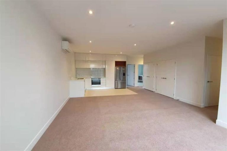 Photo of property in 4/117 Buckley Avenue, Hobsonville, Auckland, 0616