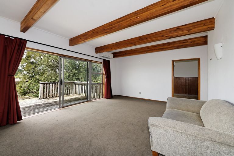 Photo of property in 5 Kotinga Avenue, Glen Eden, Auckland, 0602