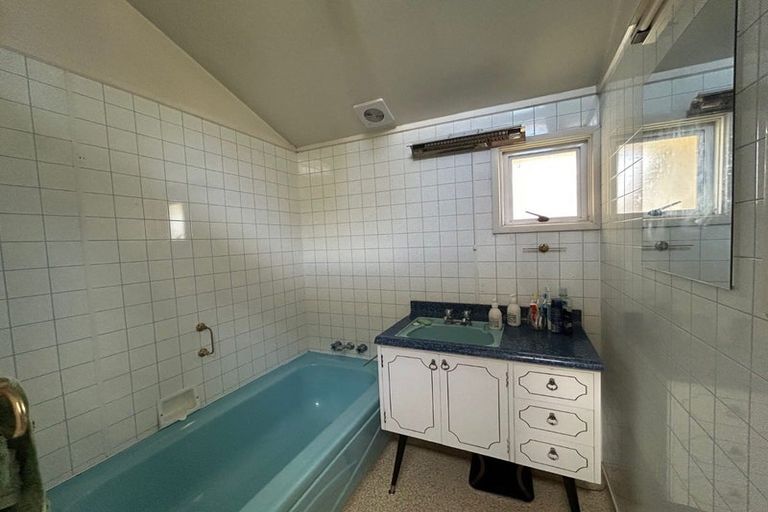 Photo of property in 57 Peel Street, Westport, 7825