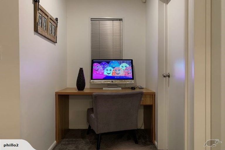 Photo of property in 17b Burke Street, Addington, Christchurch, 8024