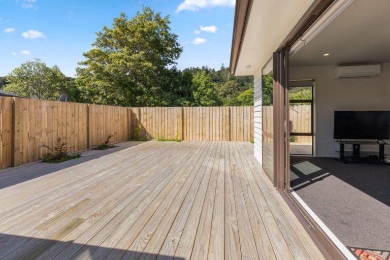 Photo of property in 18b Kairimu Street, Stokes Valley, Lower Hutt, 5019