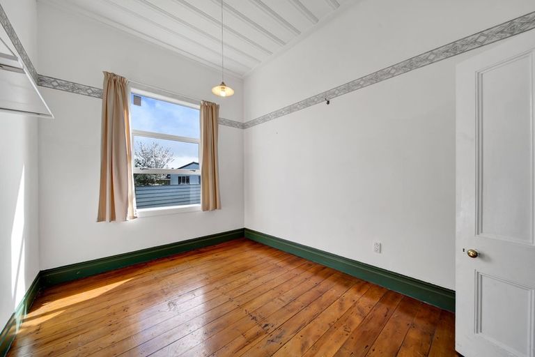 Photo of property in 176 Glover Road, Hawera, 4610