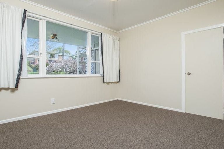 Photo of property in 16 Bean Place, Mount Wellington, Auckland, 1060