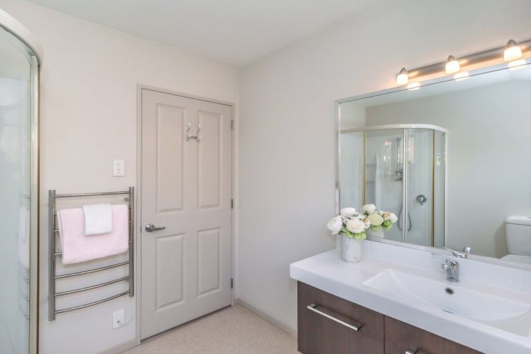 Photo of property in 9a Trafalgar Street, Levin, 5510