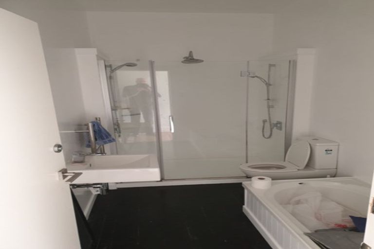 Photo of property in 87 Austin Street, Mount Victoria, Wellington, 6011