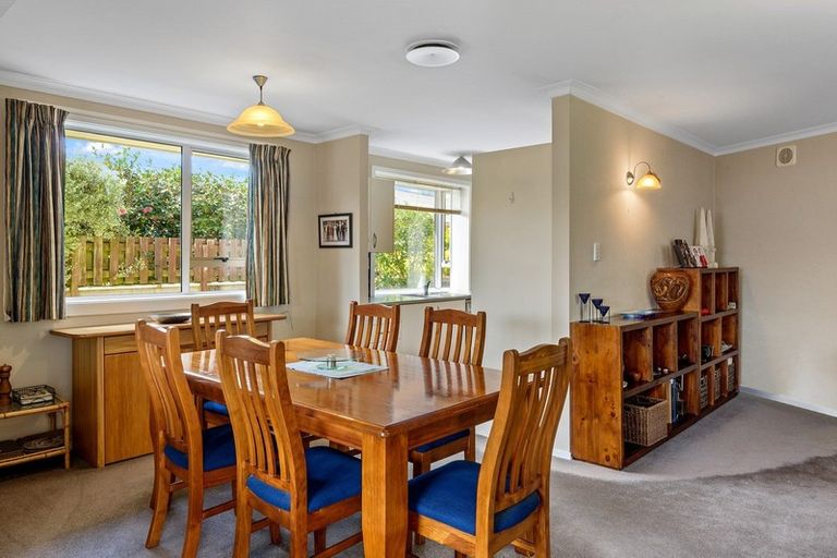 Photo of property in 47b Garreg Road, Bryndwr, Christchurch, 8052