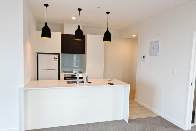 Photo of property in 401/19 Rawene Road, Birkenhead, Auckland, 0626