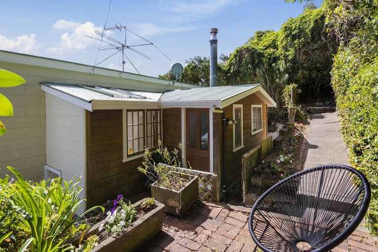 Photo of property in 51 Ferry Road, Days Bay, Lower Hutt, 5013