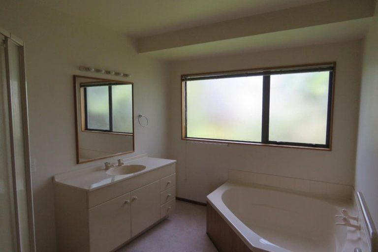 Photo of property in 17b Mangorei Road, Strandon, New Plymouth, 4312