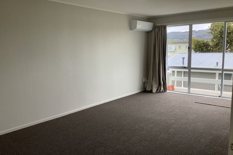 Photo of property in 10/10 Trevethick Grove, Woburn, Lower Hutt, 5010