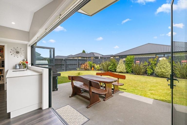 Photo of property in 17 Rose Manor Drive, Springlands, Blenheim, 7201