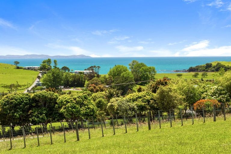 Photo of property in 28a Taipa View Road, Taipa, 0483