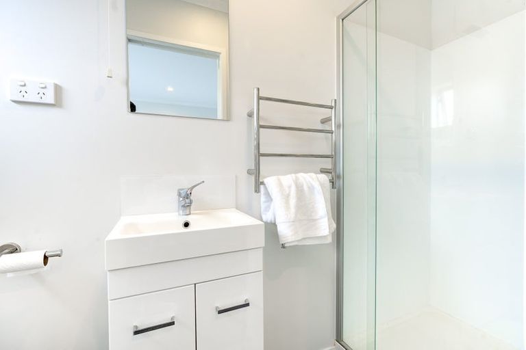 Photo of property in 14/10 Burrows Place, Frankton, Hamilton, 3204