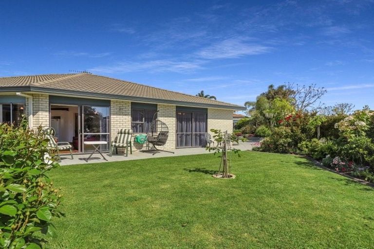 Photo of property in 2 Melia Place, Mount Maunganui, 3116