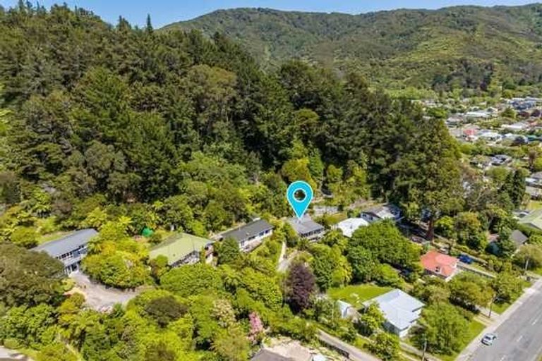 Photo of property in 14 Hine Road, Wainuiomata, Lower Hutt, 5014
