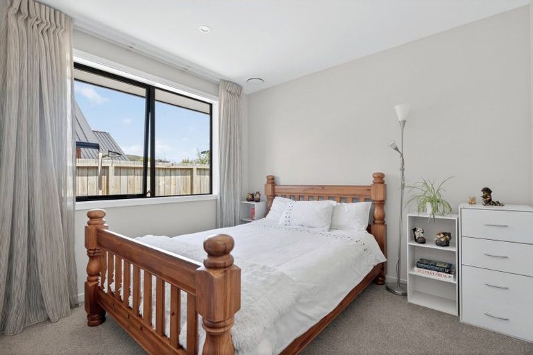 Photo of property in 11 Tahi Street, Albert Town, Wanaka, 9305