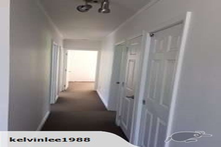 Photo of property in 81 Ayton Drive, Totara Vale, Auckland, 0629