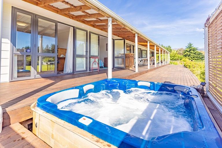 Photo of property in 712 Norfolk Road, Upper Plain, Carterton, 5791