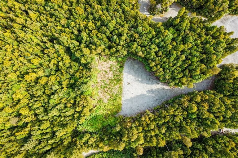 Photo of property in 5 Sadler Place, Kumara Junction, 7882