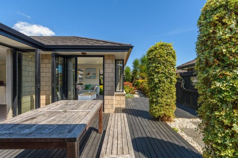 Photo of property in 164 Doncaster Drive, Papamoa Beach, Papamoa, 3118