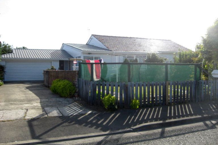 Photo of property in 6 Hargest Crescent, Sydenham, Christchurch, 8023