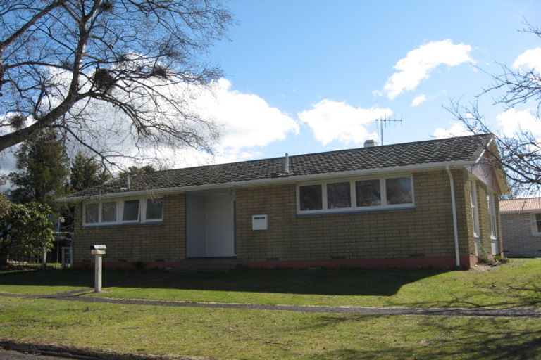 Photo of property in 2 Parekarangi Grove, Turangi, 3334