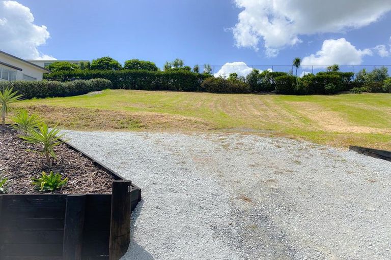 Photo of property in 10 Dudley Crescent, Cable Bay, 0420