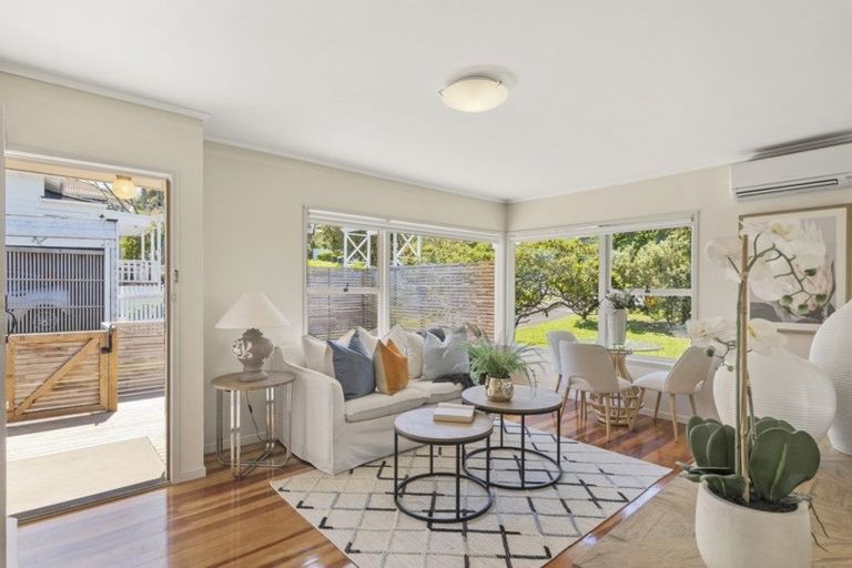 Photo of property in 1/15 Northboro Road, Hauraki, Auckland, 0622