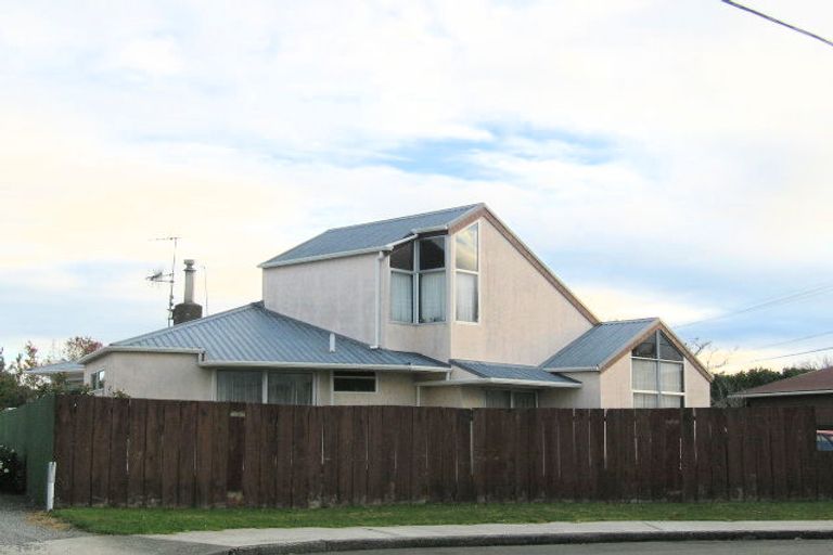 Photo of property in 10 Repo Street, Paraparaumu, 5032