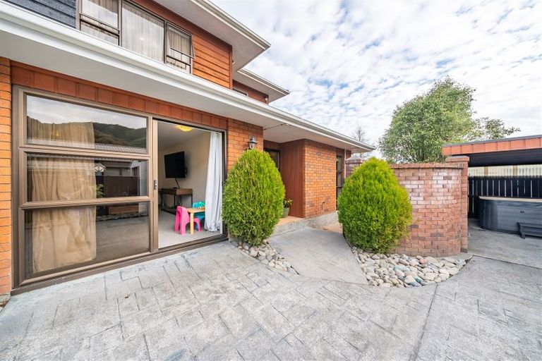Photo of property in 5 California Drive, Totara Park, Upper Hutt, 5018