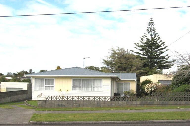 Photo of property in 28 Murray Street, Bell Block, New Plymouth, 4312