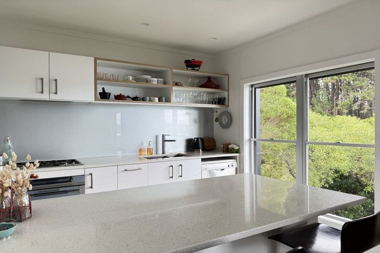 Photo of property in 38 Robieson Street, Roseneath, Wellington, 6011