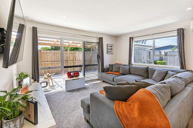 Photo of property in 72 Livingstone Avenue, Nawton, Hamilton, 3200