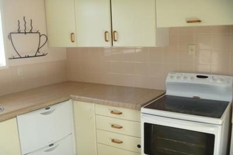 Photo of property in 41 Waipounamu Drive, Kelson, Lower Hutt, 5010