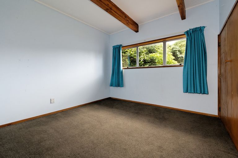 Photo of property in 5 Kotinga Avenue, Glen Eden, Auckland, 0602