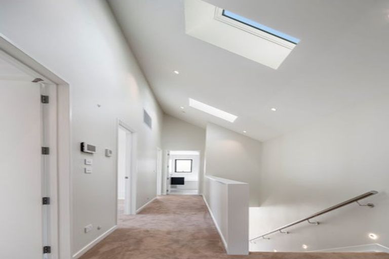 Photo of property in 6 Coopworth Street, Karaka, 2580