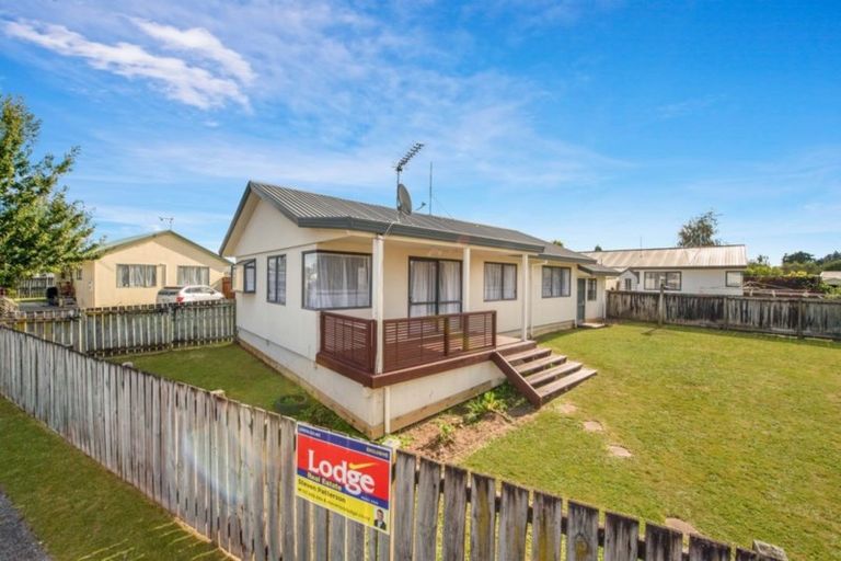 Photo of property in 21 Penney Green, Nawton, Hamilton, 3200